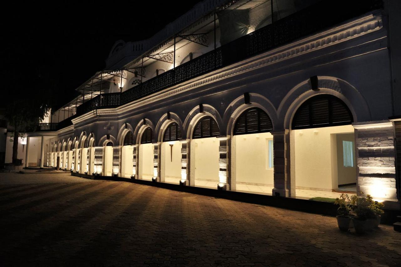 Saroja Heritage, Hotel Varanasi