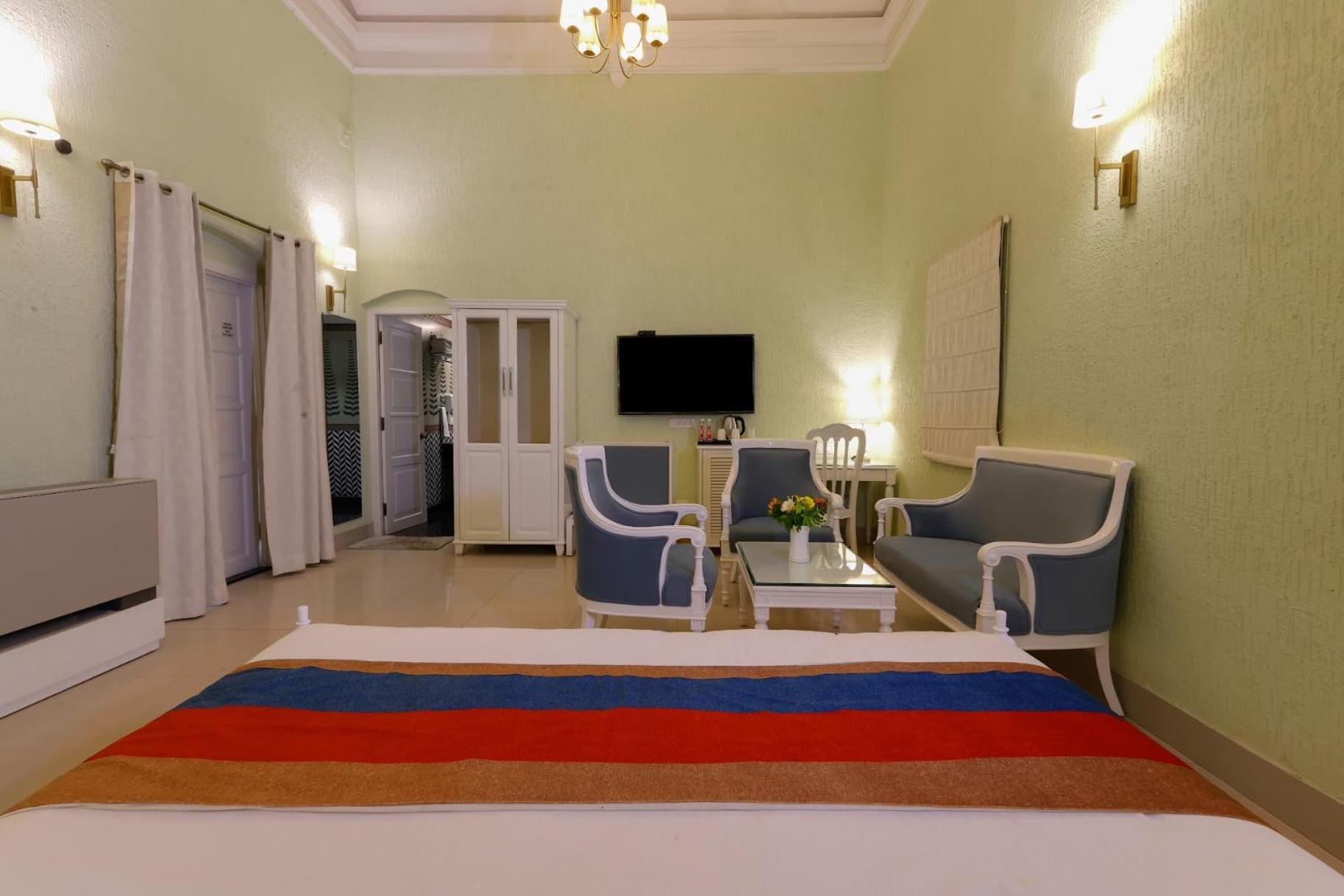Saroja Heritage,